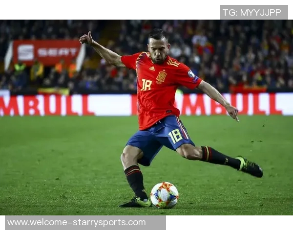 哈维盛赞阿尔巴称其为巴萨与西班牙队历史最佳左后卫